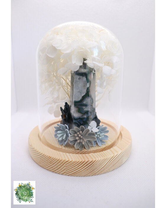 Crystal Dome, Glass Dome, Crystals, Moss Agate,  The Wonky Pixie, New Zealand,