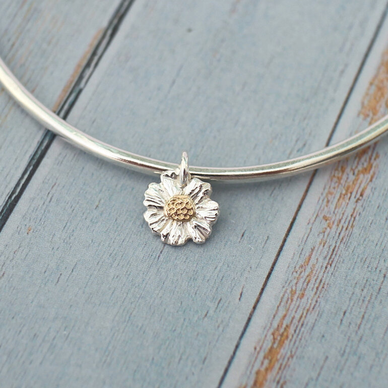 Daisy flower bangle solid 9k gold sterling silver lily griffin nz jewellery