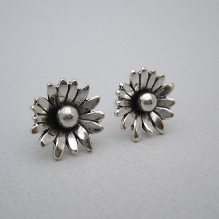 Daisy Sterling Silver Studs