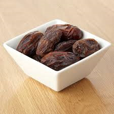 Dates Dried Medjool Organic Approx 100g