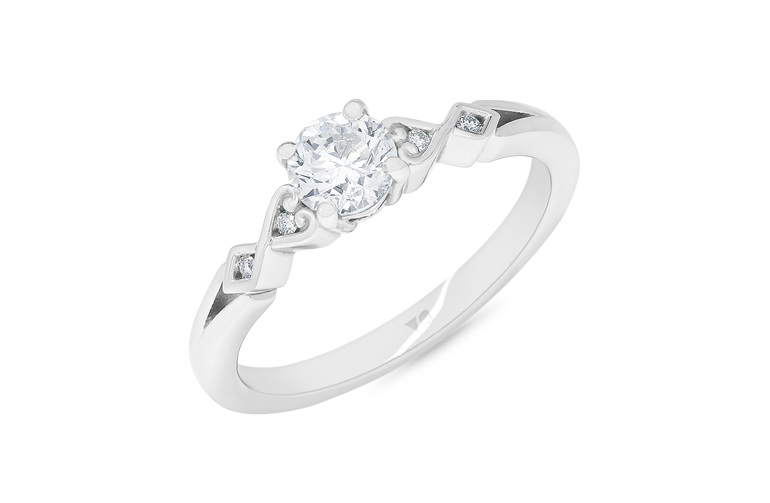 Diamond ring, Diamond Cluster Ring, Platinum Jewellery, Platinum Diamond Ring