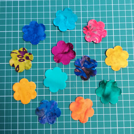 Die Cut Batik Small Flowers (12 Pack)