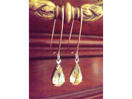 Diminuitive crystal rhinestone earrings