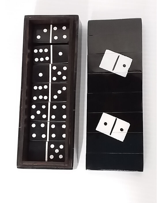 #domino#black#white#boxed#liddedbox