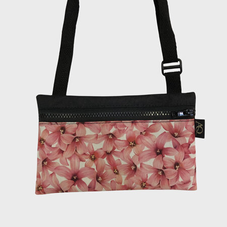 Dory Small phone bag - hydrangea pinks