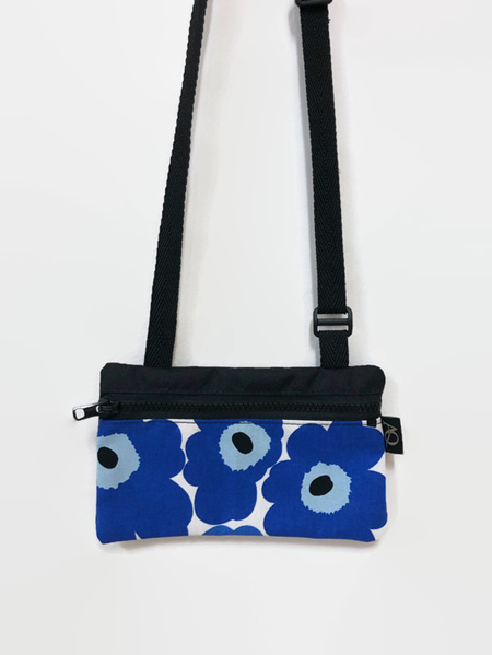 Dory Small phone bag - Marimekko blue