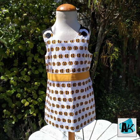 Dress, size 2 – Happy Bees