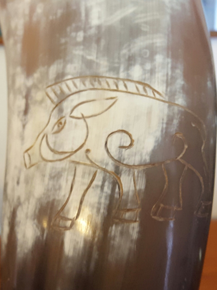 Drinking Horn Type 20 - Engraved Celtic Boar