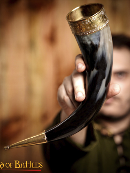 Drinking Horn Type 26 - Brass Rim/Etched Grape Vine and Brass Finial