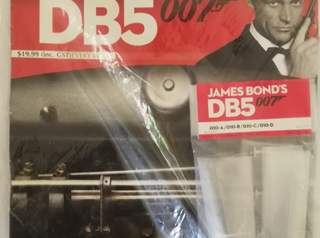 Eaglemoss 1/8 James Bond DB5 Weekly Magazine Issue 10