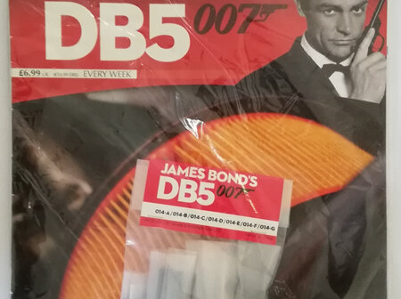 Eaglemoss 1/8 James Bond DB5 Weekly Magazine Issue 14