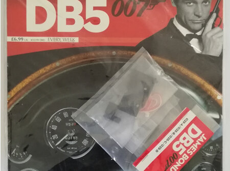 Eaglemoss 1/8 James Bond DB5 Weekly Magazine Issue 25