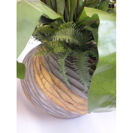 Earthenware Vase Twist Design C0295