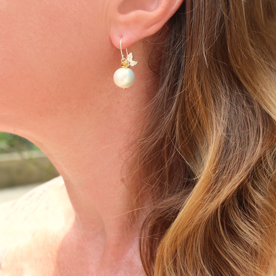 Edison cream pearls gold leaves buds summer wedding bride earrings nz