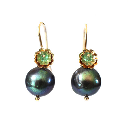 Emerald Florette Pearl Earrings