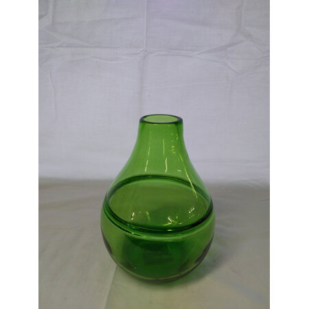 Emerald green handblown glass vase G3774