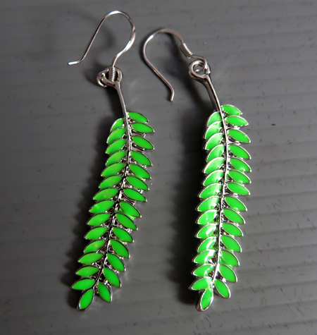 ER14 Kowhai leaf earrings