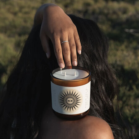 ETIKETTE X WOW CANDLE IN THE MIDDLE OF THE SUN