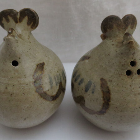 Fat pottery chickens