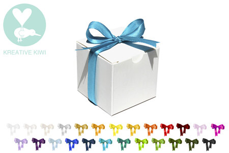 Favour Box  - Cube  - White, Black, Tiffany or Kraft (100/pack)