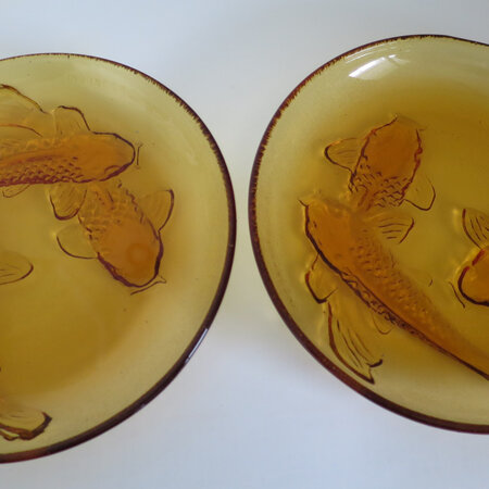 Fish pattern plates