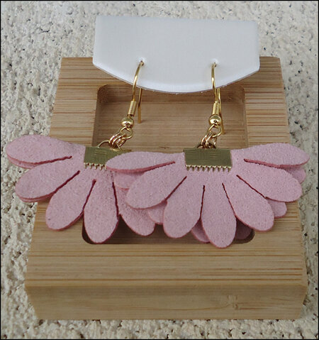 Flower Earrings - Light Pink