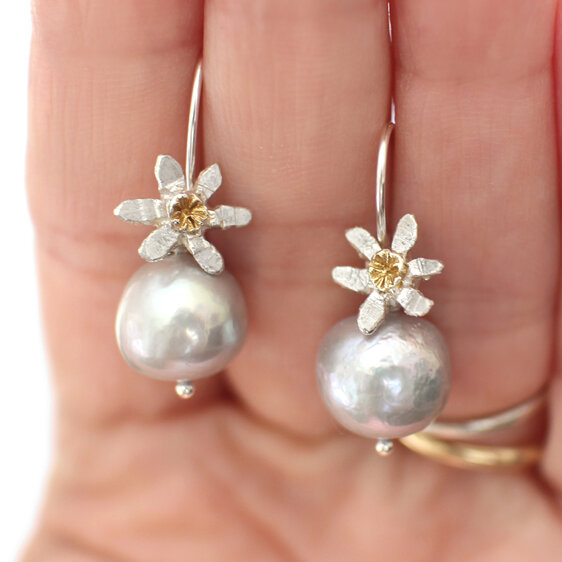 flower pearl earrings wedding bride sterling silver gold edison lilygriffin nz