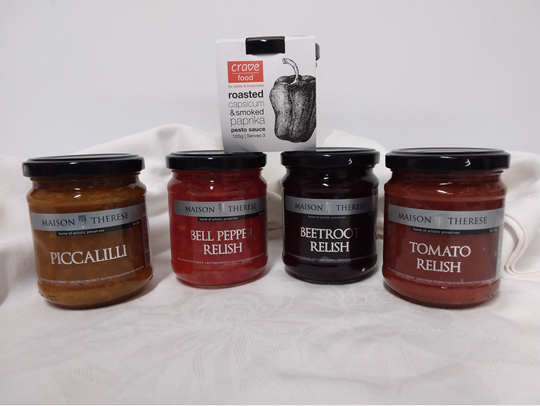 #food#gourmet#treats#nibbles#savoury#relish#tomato#beetroot#pepper#piccalilli