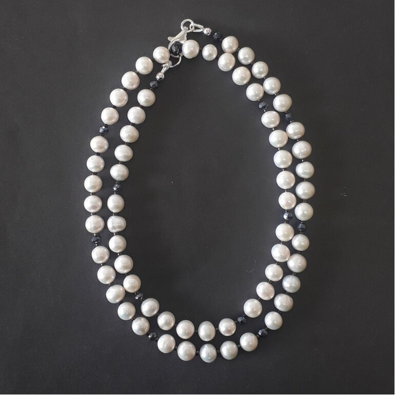 freshwater pearl necklace with black spinel and dark glass spacer beads