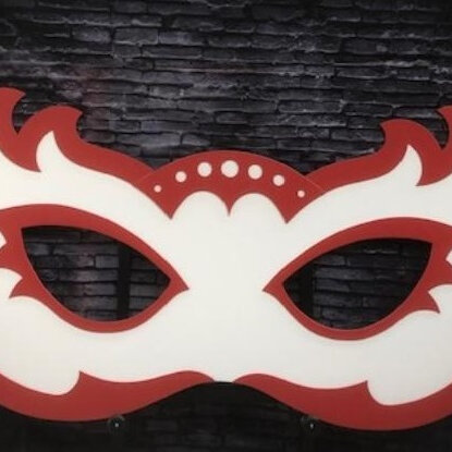 Giant Masquerade Mask Cream/Red