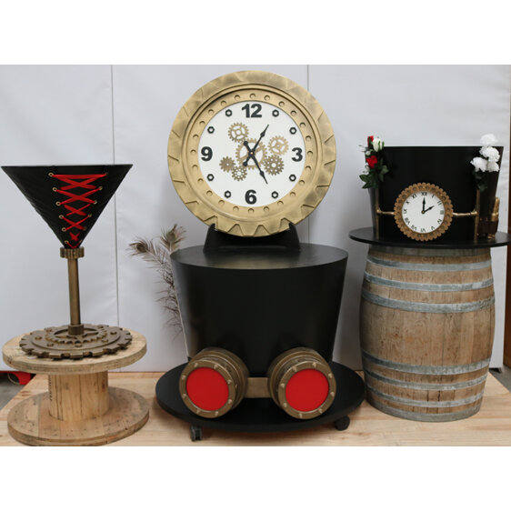 giant steampunk clock