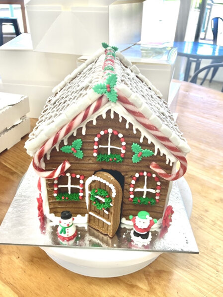 Gingerbread House fully decorated