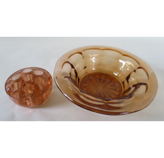 Glass bowl and frog