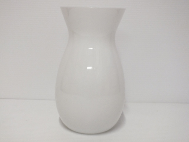 #glass#vase#white