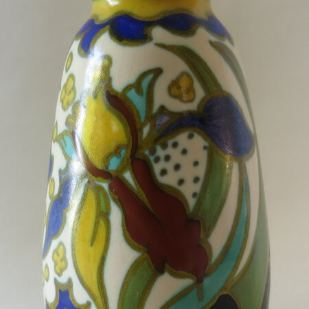 Gouda pottery vase