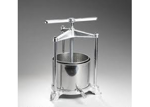 2.2 or 5.3 litre stainless steel grape or cider press