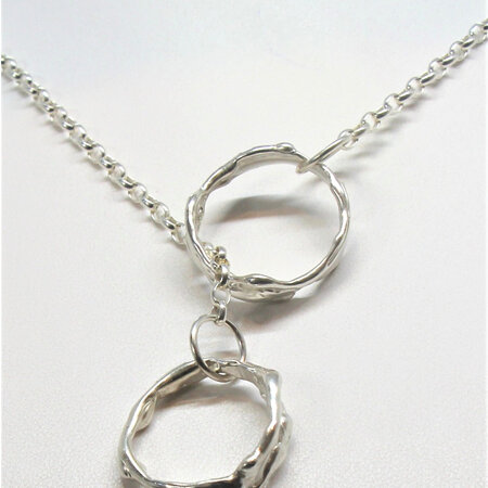 Gravity Defying Sliding Necklace (Short)