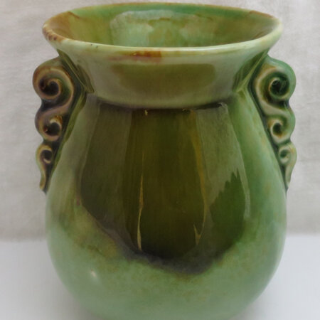 Green glaze vase