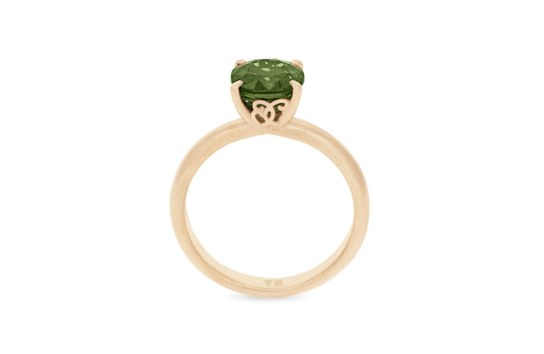 green sapphire rose gold solitaire ring