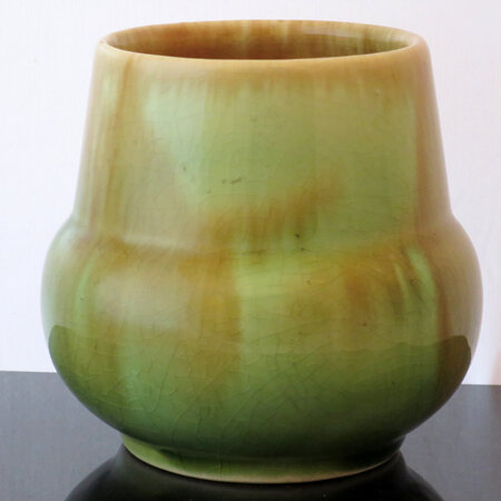 Green trickle glaze vase