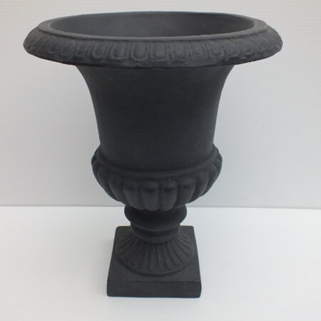 Hampton footed Traditional urn C0459