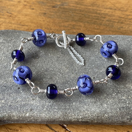 Handmade glass bracelet - bubble flower - ink blue