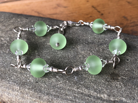 Handmade glass bracelet - simple wire-wrap - pale emerald (etched)