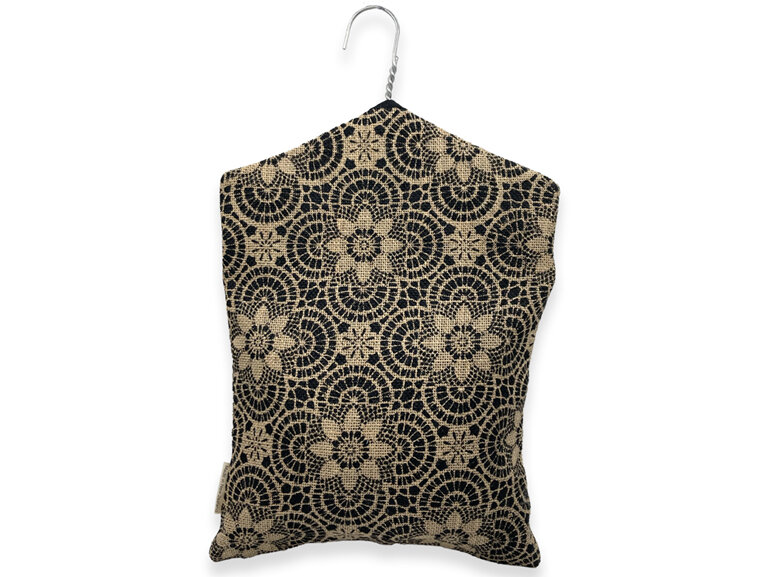 hanging peg pouch hessian geometric floral back view