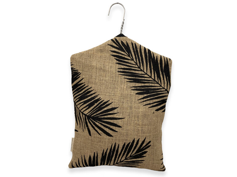 hanging peg pouch hessian palm leaf print back view