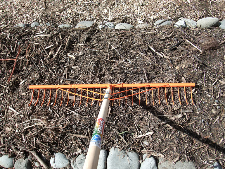 Hay rake 920mm with handle