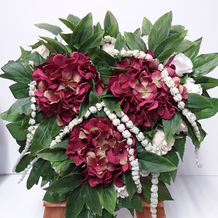 Heart of Hydrangea and White Roses 2336