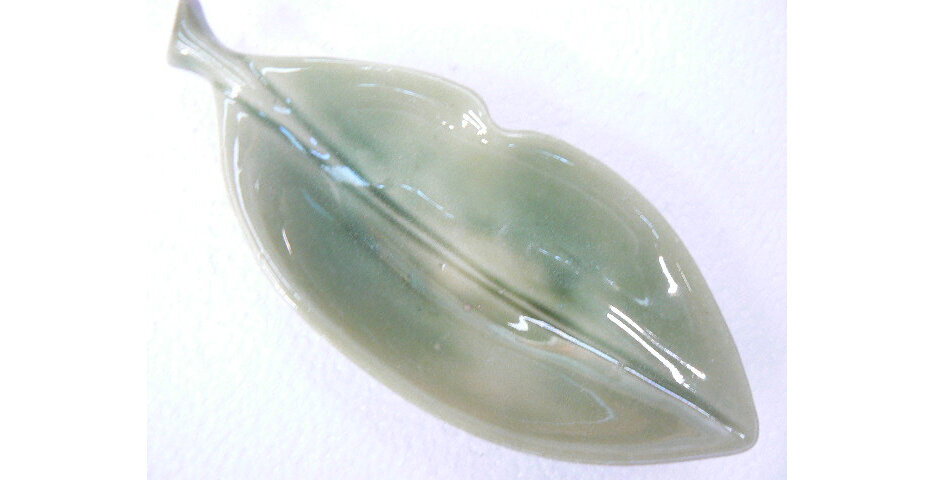 Horopito leaf dip bowl, NZ collectable, ceramics