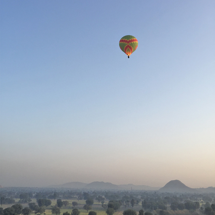 hot air balloon engagement proposal romantic travel India