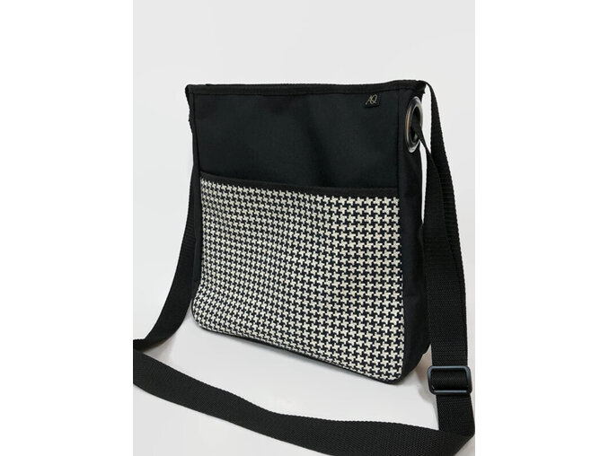 Houndstooth fabric on a laptop bag perfect for work, or kids essentials.